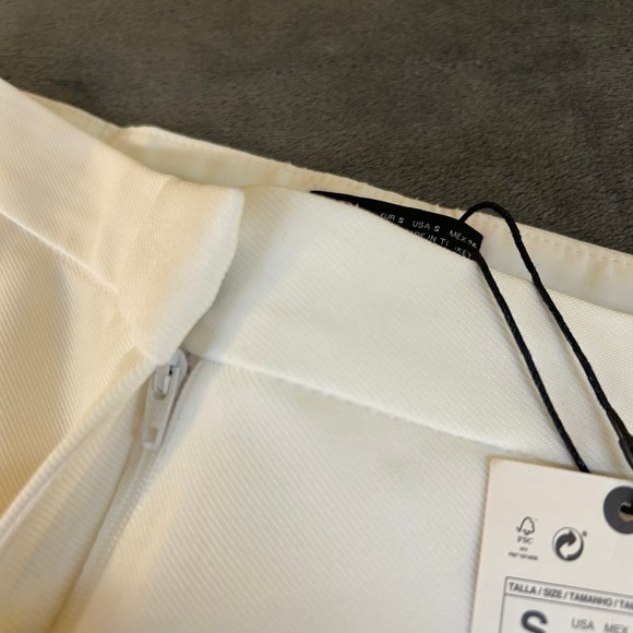 Zara Cream Women's Bermuda Shorts - Picture 5 of 13